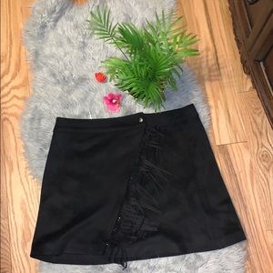 NWOT Zara fringe skirt